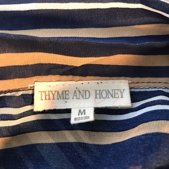 Thyme and Honey V-Neck Striped Sleeveless Button Down Tunic Sz M - Picture 6 of 7